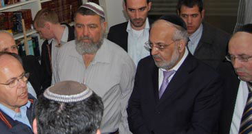 "עַל בָּמוֹתֶיךָ חָלָל, אֵיךְ נָפְלוּ גִבּוֹרִים?", קרא הרב אייכלר