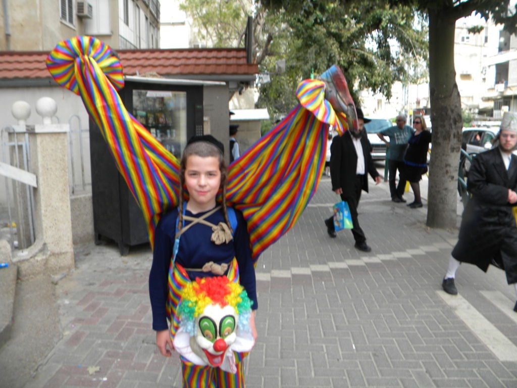 גלריית ענק: עד דלא ידע, גרסת בני-ברק