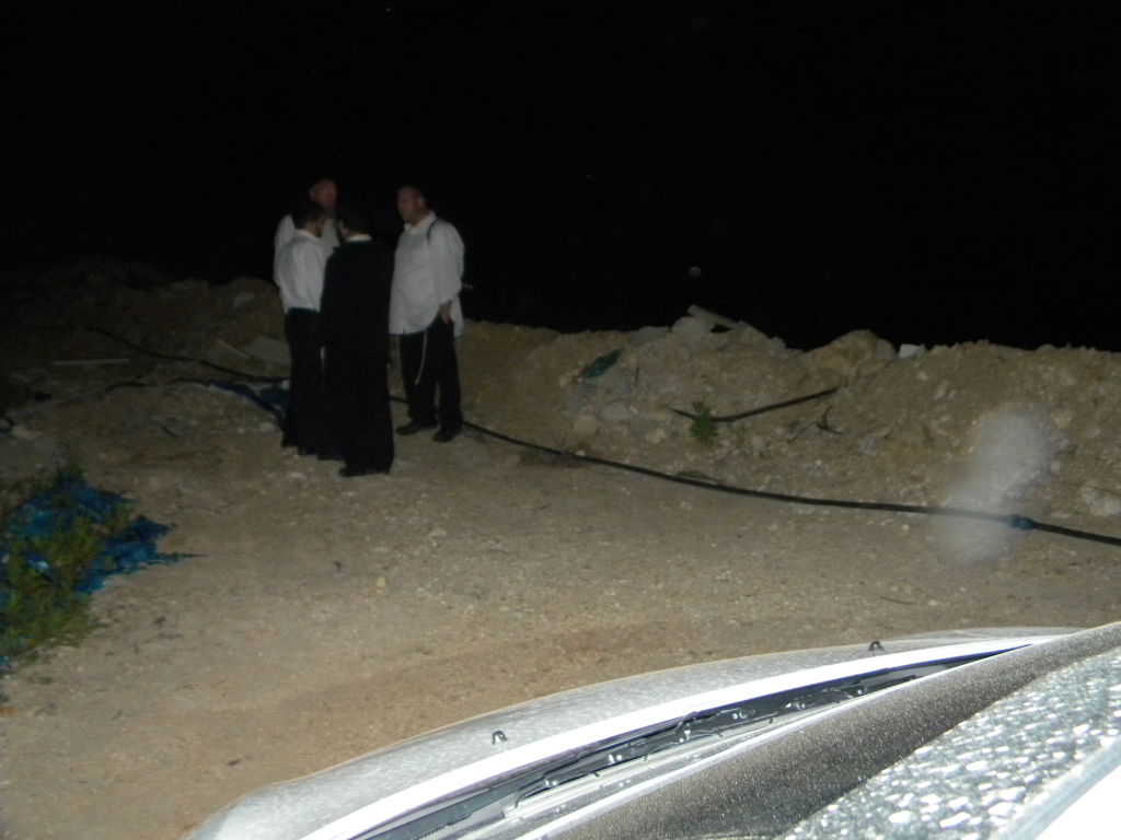 דרמה במודיעין עלית: אברכים פלשו לדירות, מסרבים לעזוב