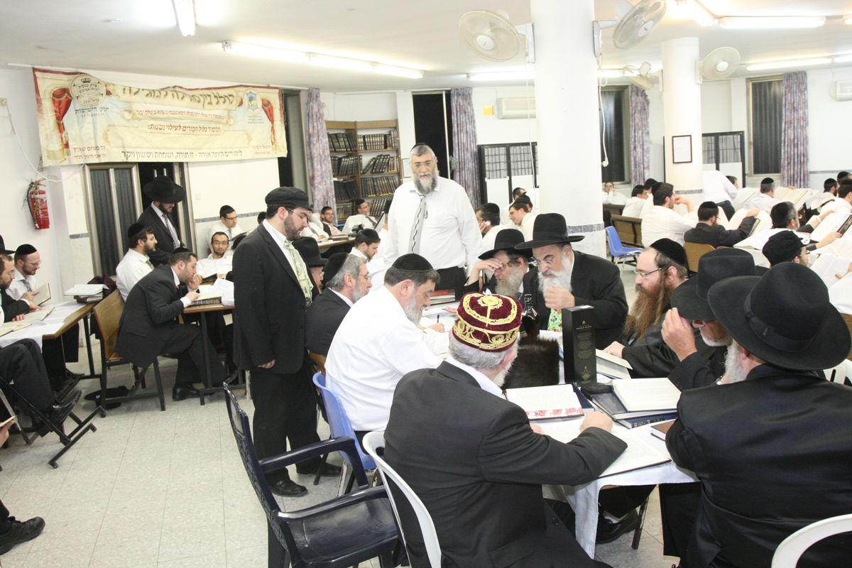 בין מגילה למגילה, סיימו את מסכת מגילה