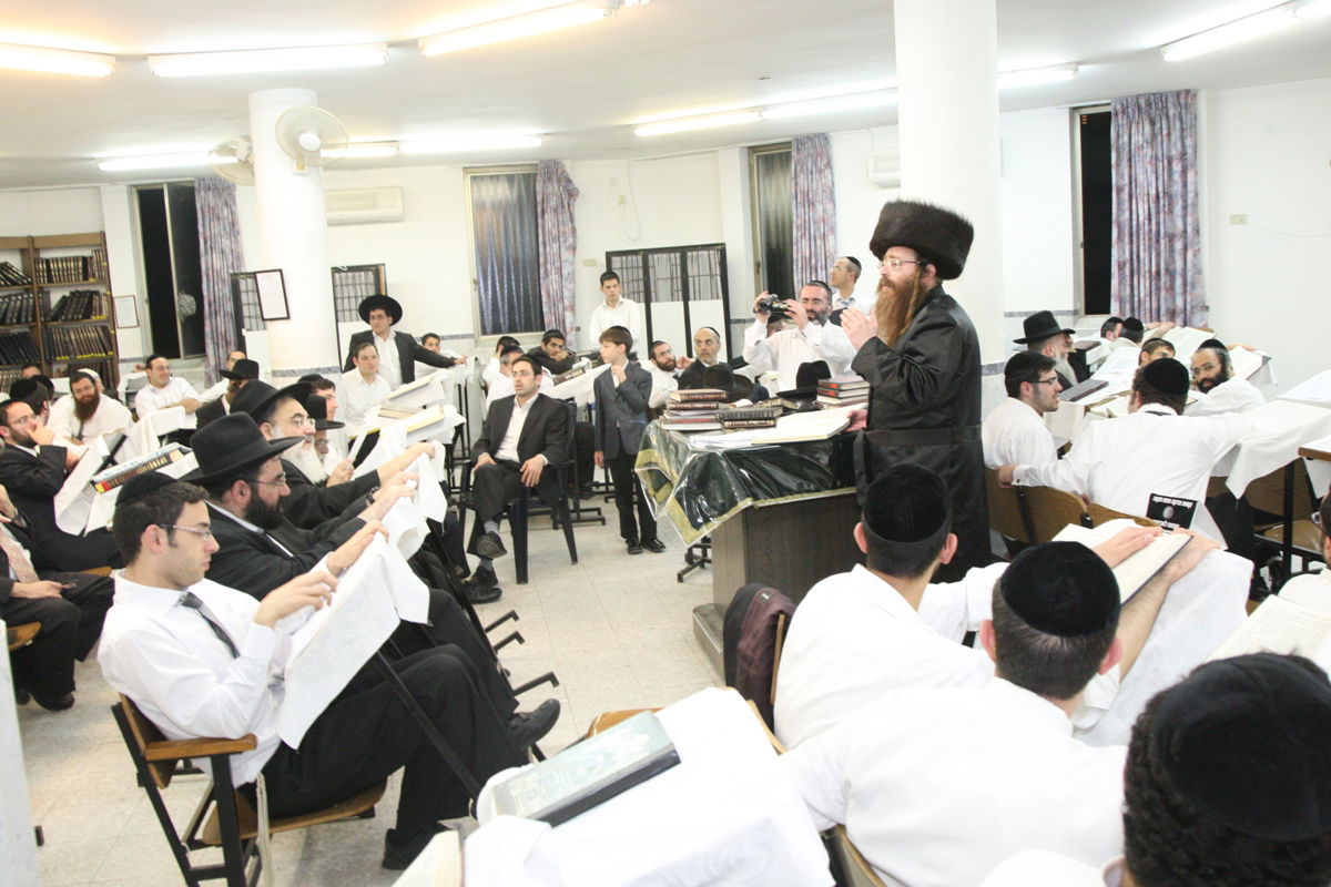 בין מגילה למגילה, סיימו את מסכת מגילה