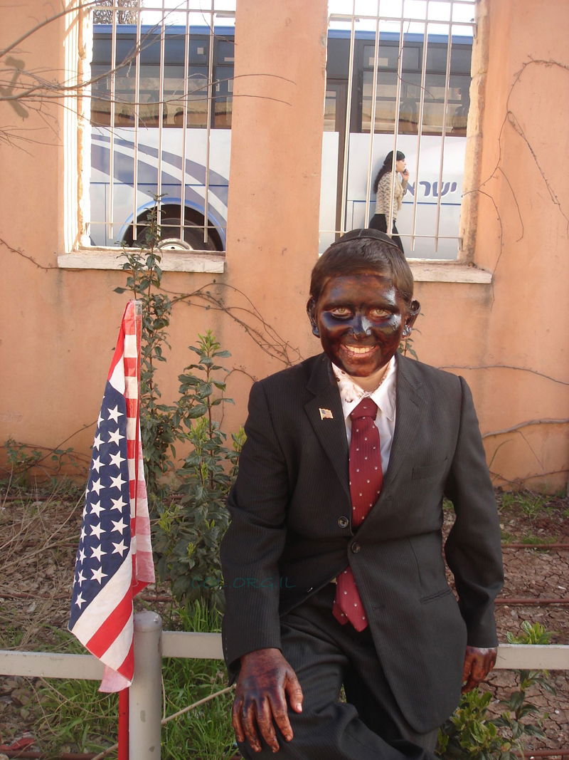 התחפושת המנצחת: שליח חב"ד בחלל