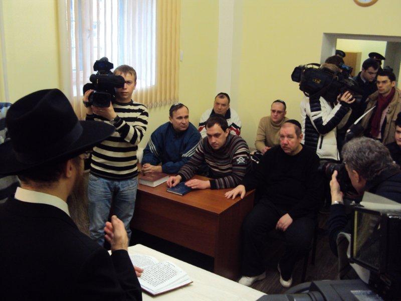 במעמד היסטורי: בית כנסת נחנך עבור אסירים יהודים בבית הכלא ברוסיה