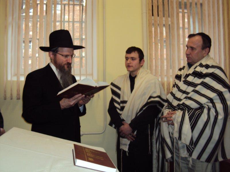 במעמד היסטורי: בית כנסת נחנך עבור אסירים יהודים בבית הכלא ברוסיה