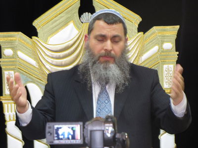 "הכלכלה תקרוס, הדולר יפול, יהיה רעב במדינות ארה"ב"