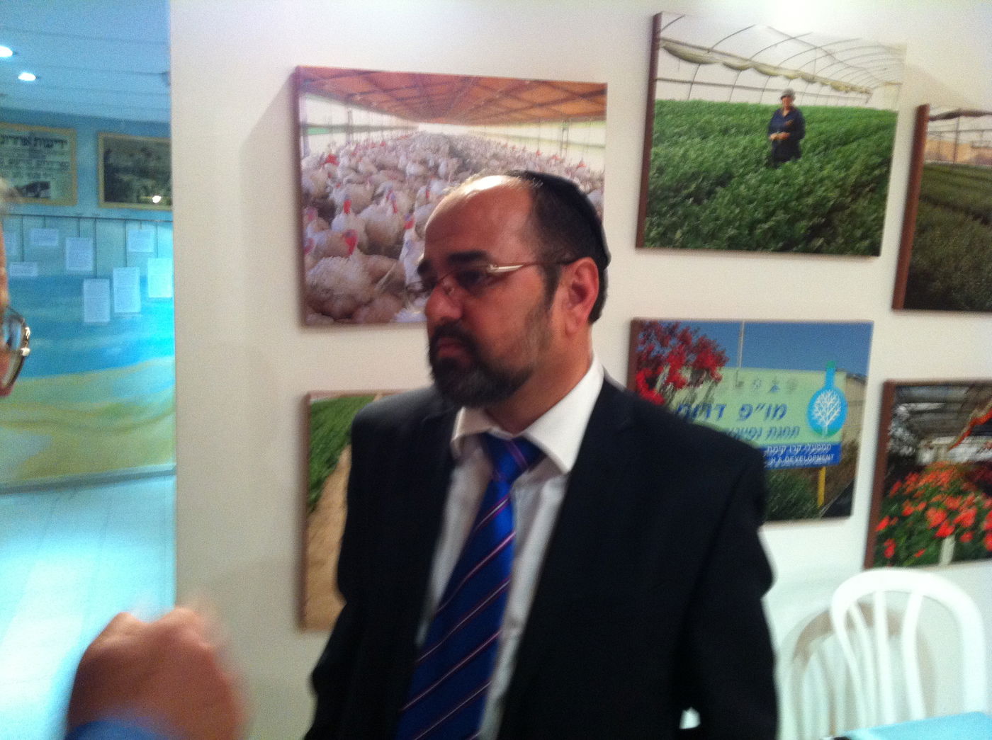 צפו בתיעוד: השר יעקב מרגי במוזיאון גוש קטיף