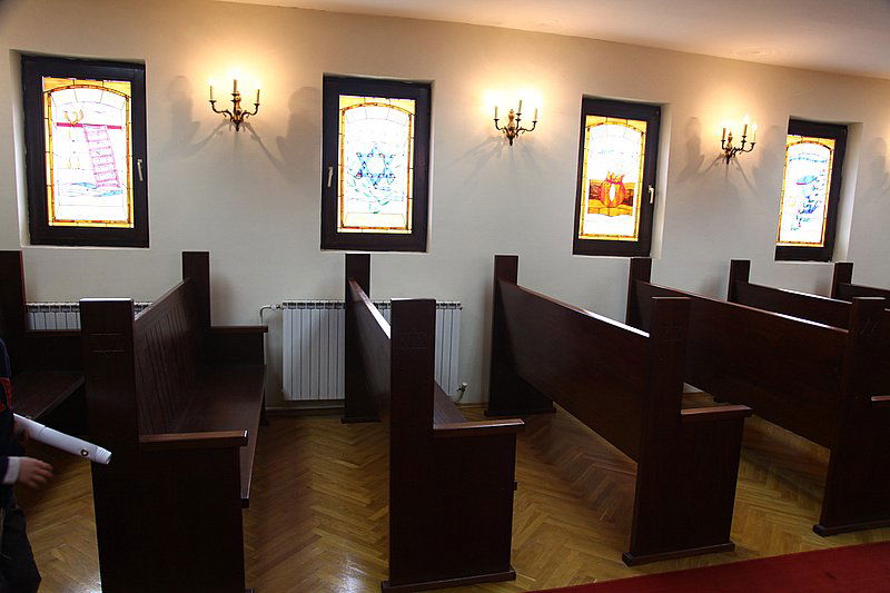 "אני מאמין" למרגלות קרון מטרבלינקה