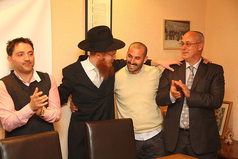 "אני מאמין" למרגלות קרון מטרבלינקה