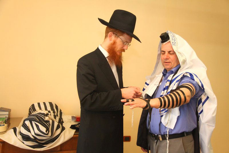 "אני מאמין" למרגלות קרון מטרבלינקה