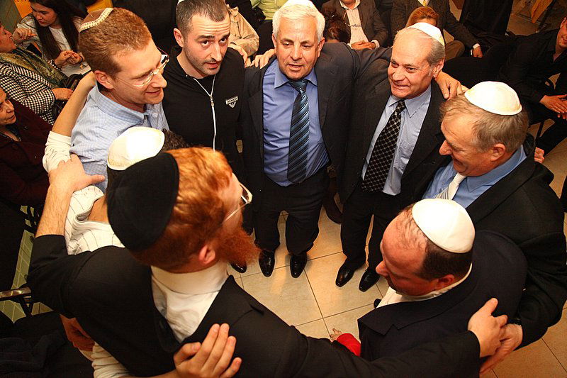 "אני מאמין" למרגלות קרון מטרבלינקה