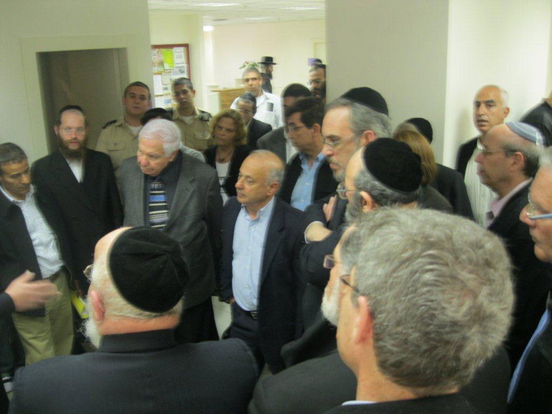 מבקר המדינה הגיע לבני-ברק: "אחוז האלימות הנמוך בארץ"