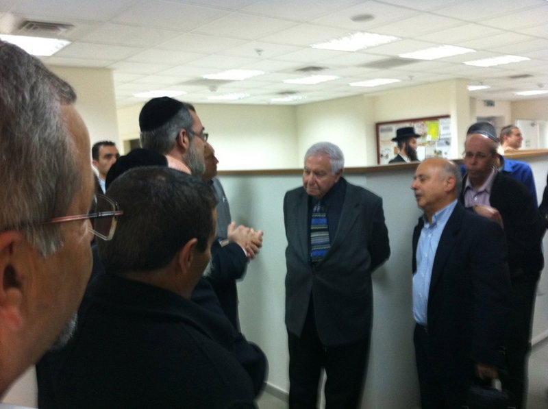 מבקר המדינה הגיע לבני-ברק: "אחוז האלימות הנמוך בארץ"