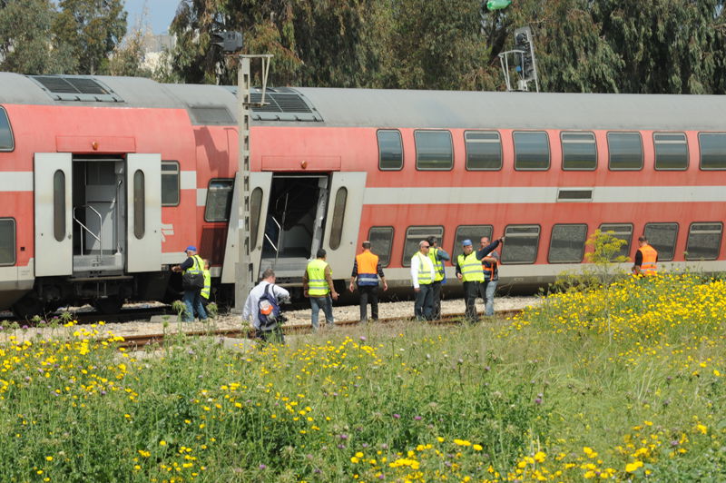 תאונת הרכבת: הקטר הושעה; הוקמה ועדת חקירה
