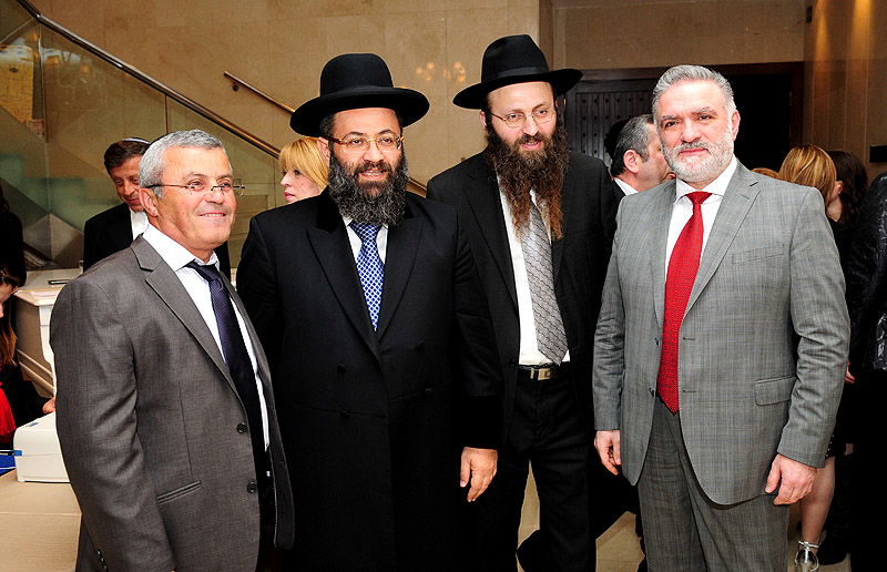 צפו: הנס של רבי יעקב גאגולה נחגג באירוע יוקרה