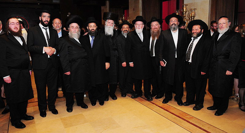 צפו: הנס של רבי יעקב גאגולה נחגג באירוע יוקרה