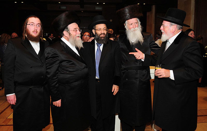 צפו: הנס של רבי יעקב גאגולה נחגג באירוע יוקרה