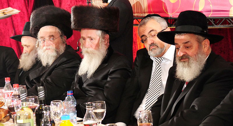 צפו: הנס של רבי יעקב גאגולה נחגג באירוע יוקרה