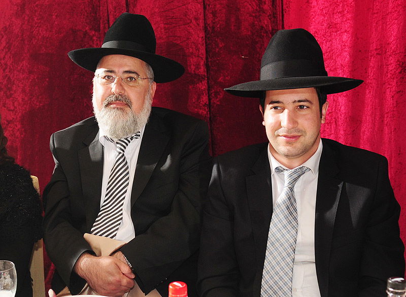 צפו: הנס של רבי יעקב גאגולה נחגג באירוע יוקרה