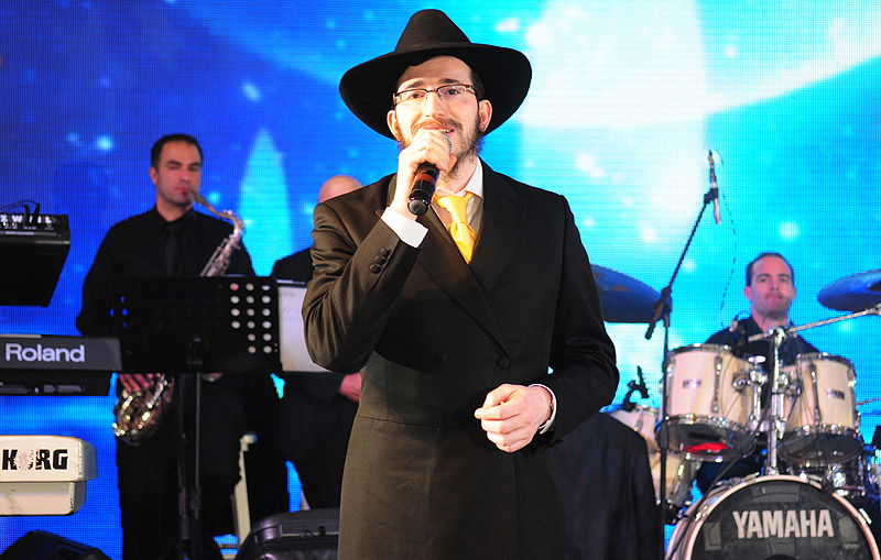 צפו: הנס של רבי יעקב גאגולה נחגג באירוע יוקרה