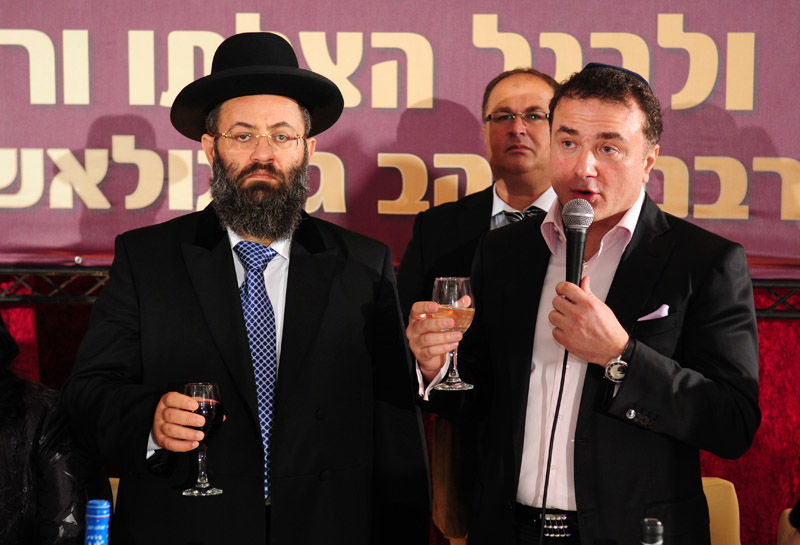 צפו: הנס של רבי יעקב גאגולה נחגג באירוע יוקרה