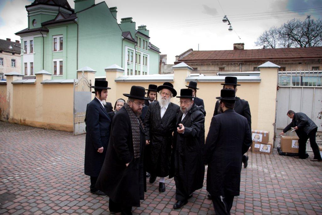בחזרה לשְטֶטְל: מסע עם האדמו"ר ממונקאטש