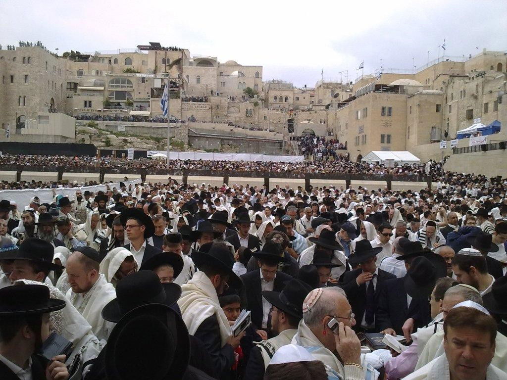 מדהים: "ברכת הכהנים" בכותל המערבי
