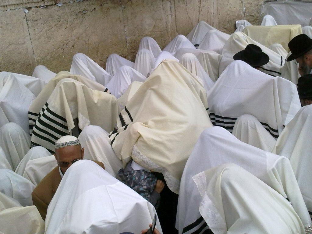 מדהים: "ברכת הכהנים" בכותל המערבי