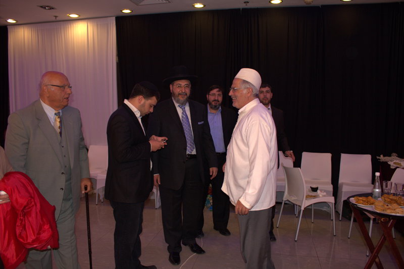 צפו בתמונות: המימונה של הרב אמסלם