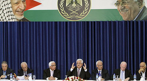 היום במוקטעה: בתו של הרב עובדיה נפגשה עם אבו-מאזן