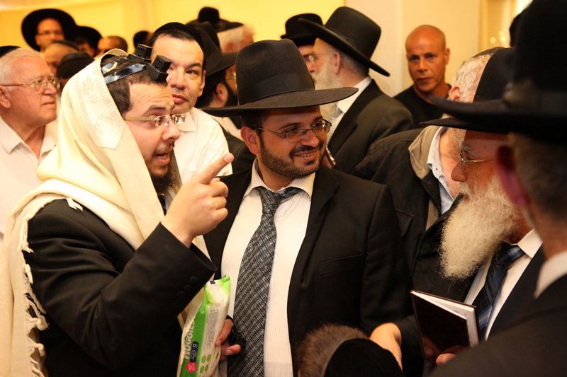 גלריה: ´האיש של דרעי´ חגג, הגר"ח היה סנדק