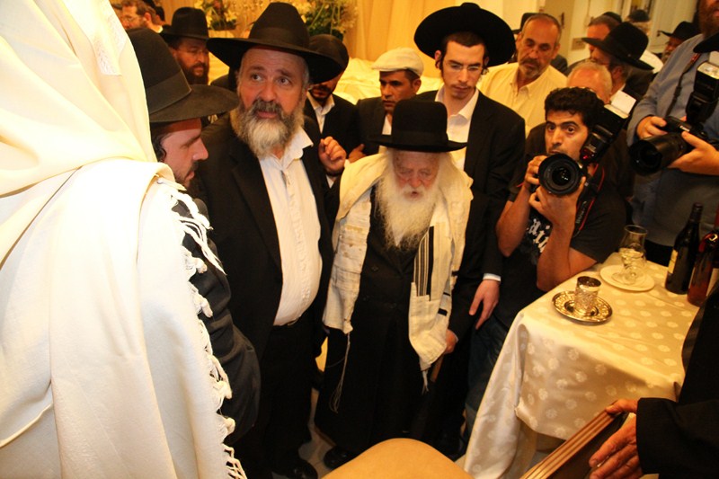 גלריה: ´האיש של דרעי´ חגג, הגר"ח היה סנדק
