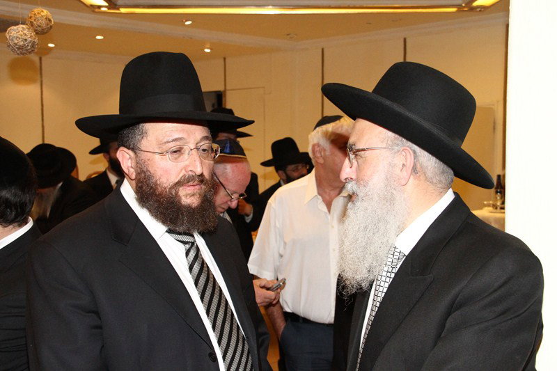גלריה: ´האיש של דרעי´ חגג, הגר"ח היה סנדק