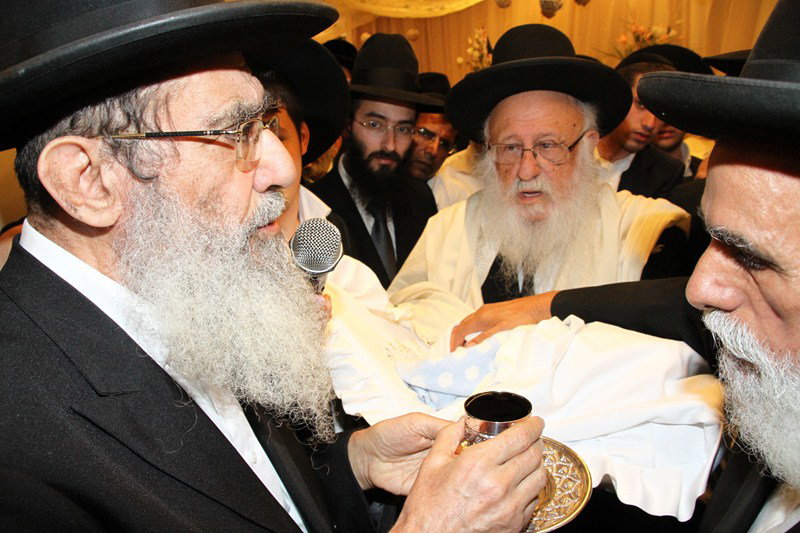 גלריה: ´האיש של דרעי´ חגג, הגר"ח היה סנדק