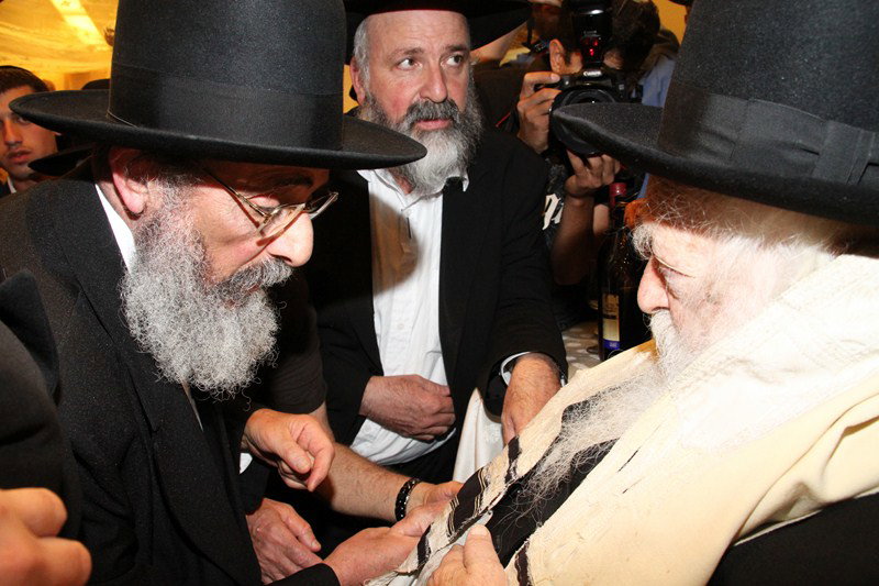 גלריה: ´האיש של דרעי´ חגג, הגר"ח היה סנדק