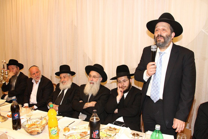 גלריה: ´האיש של דרעי´ חגג, הגר"ח היה סנדק