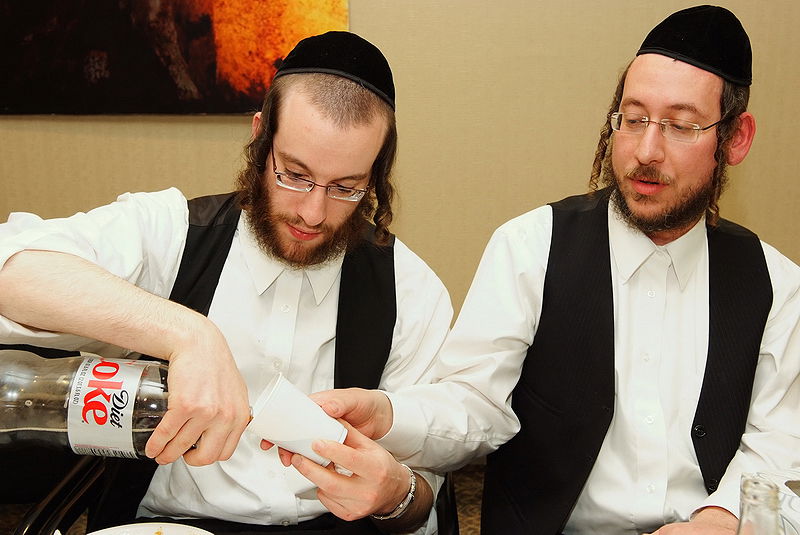 ליפא הפתיע את מרדכי בן דוד: כך חגג יום הולדת