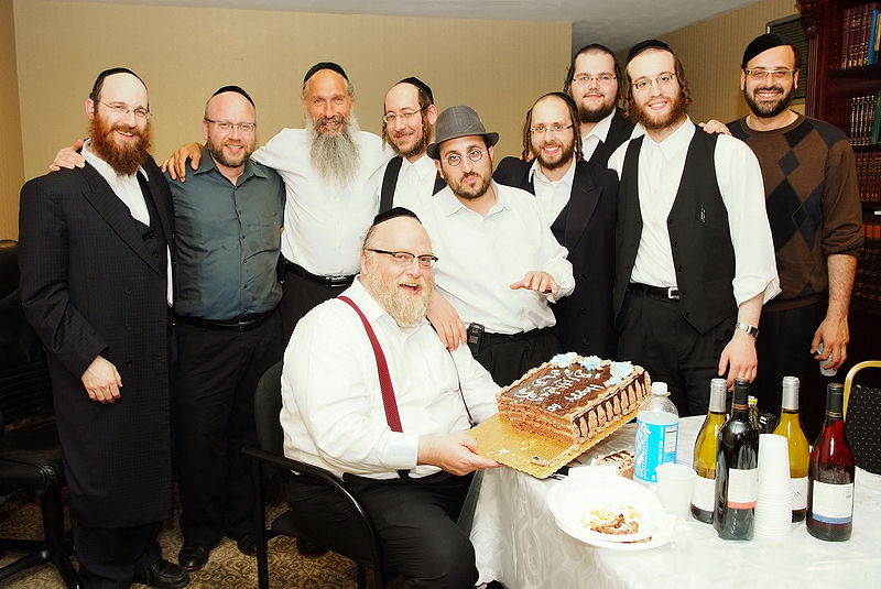 ליפא הפתיע את מרדכי בן דוד: כך חגג יום הולדת