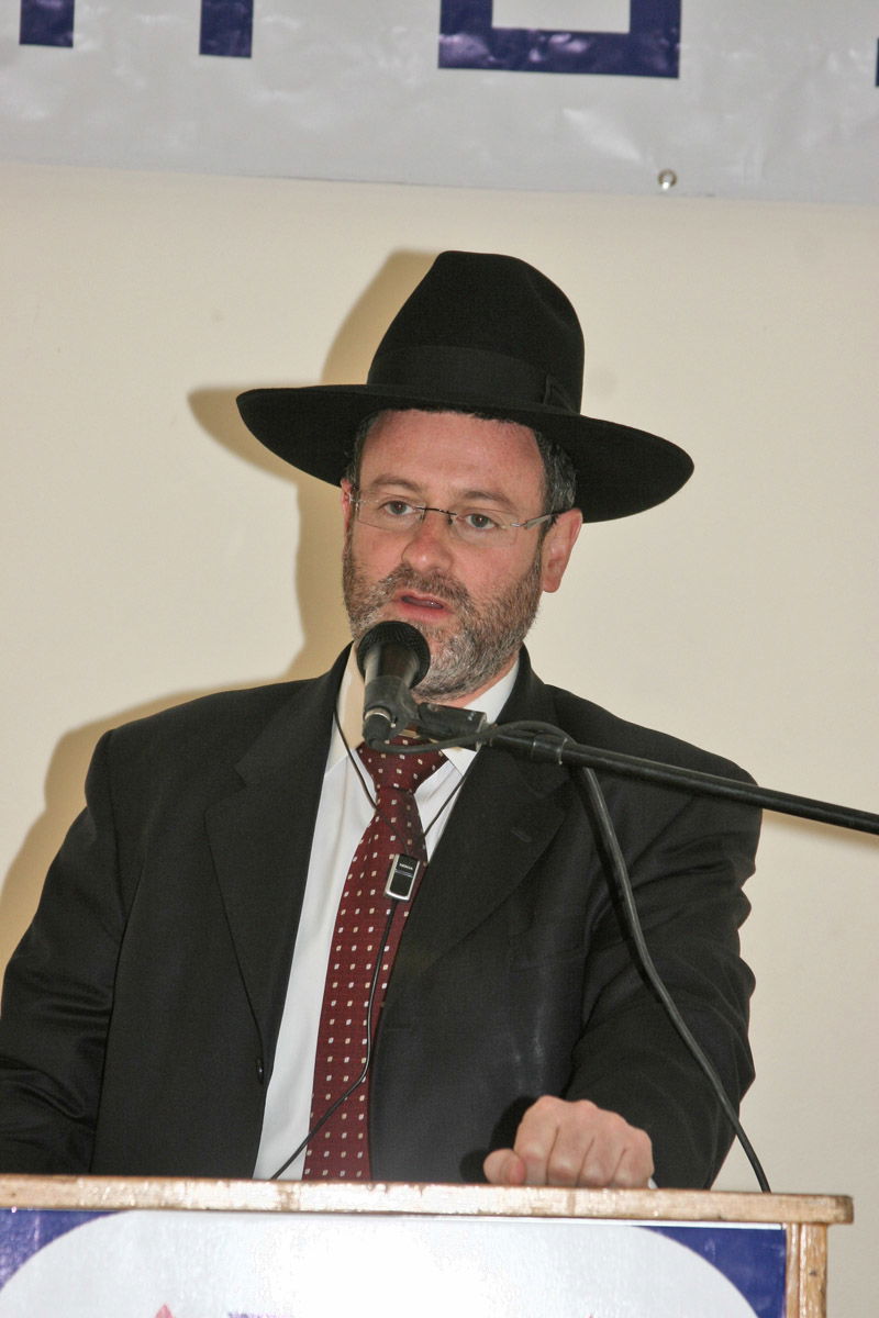 הרב בנימין פישר, יו''ר 'מגן לחולה'