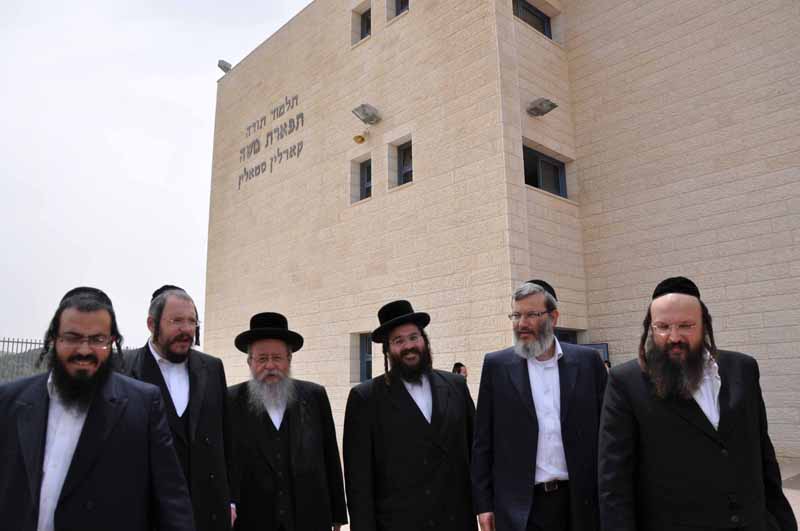 סגן שר החינוך בביתר-עילית: "אתם דוגמא להתנהלות מערכת חינוכית"