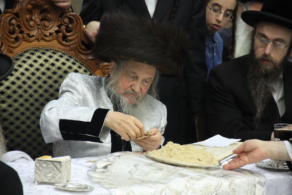 גלריה: 'טיש' פסח שני בנדבורנה