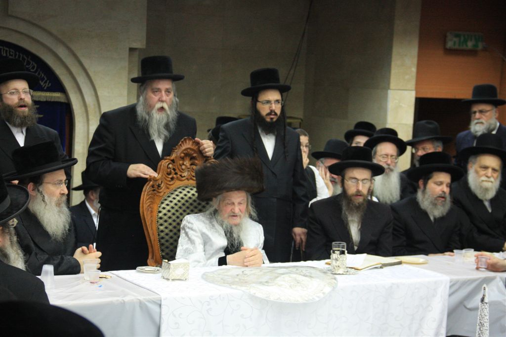 גלריה: 'טיש' פסח שני בנדבורנה