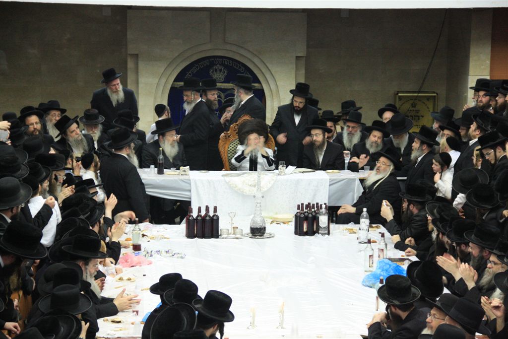גלריה: 'טיש' פסח שני בנדבורנה