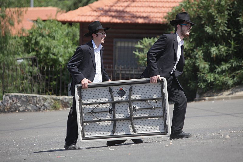 הנהירה למירון: אלפים כבר הגיעו > גלריה