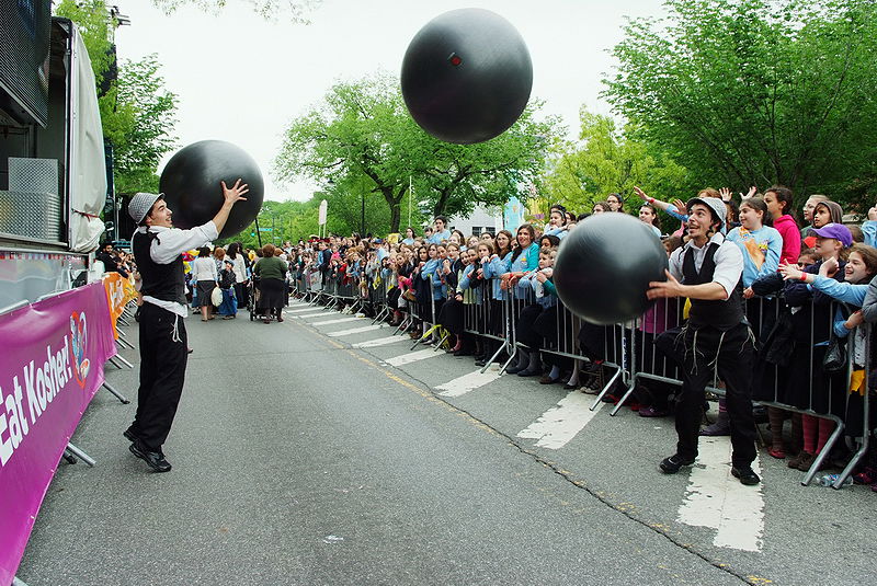 גלריית ענק: פריד ובן-דוד הופיעו בתהלוכת ל"ג בעומר