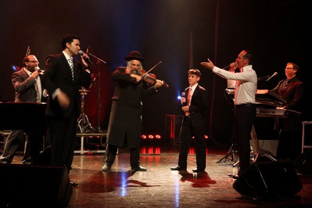 אחרי השקת האלבום: אוהד מושקוביץ´ בסבב הופעות