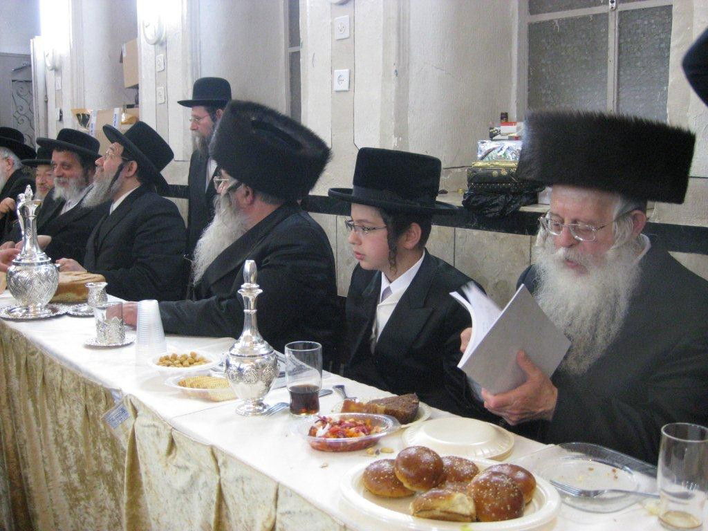 צפו בתמונות: בר מצווה לנכד האדמו"ר מלעלוב