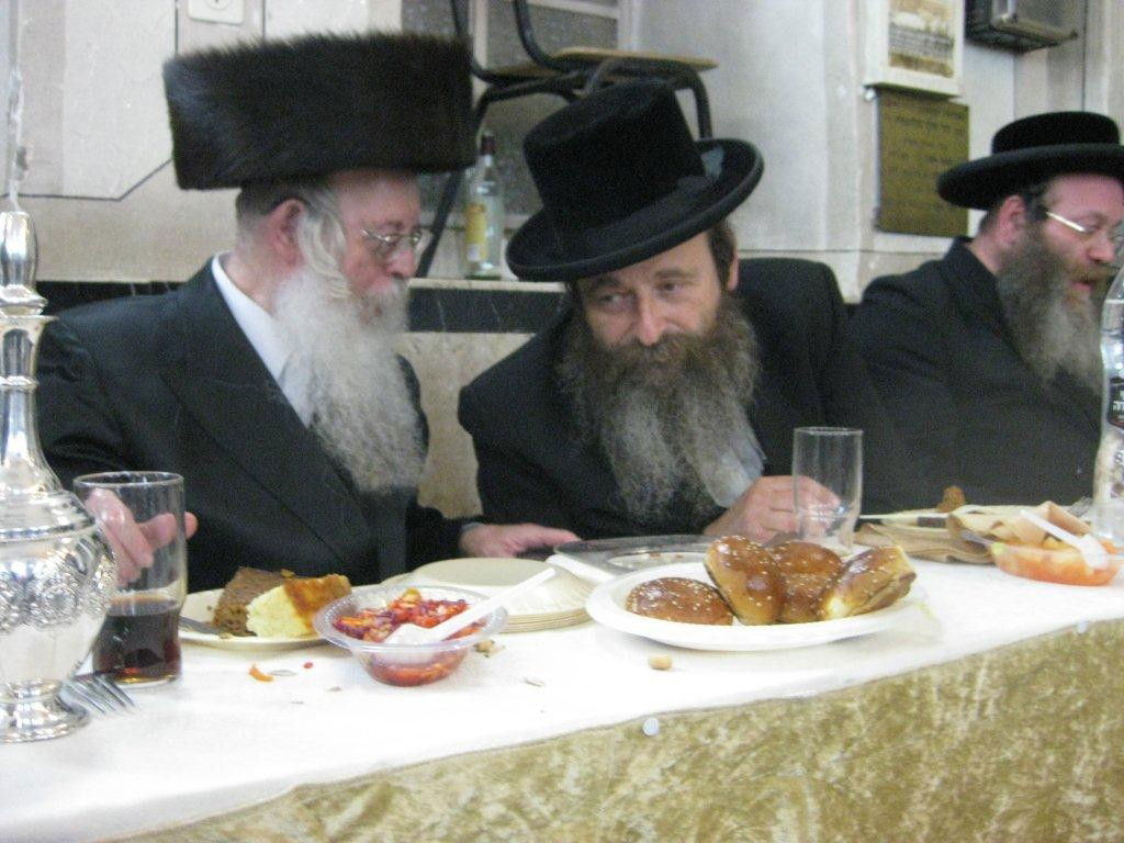 צפו בתמונות: בר מצווה לנכד האדמו"ר מלעלוב