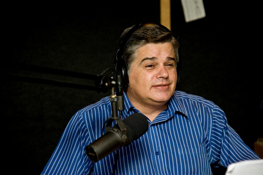 האחים אשואל הרימו את האולפן