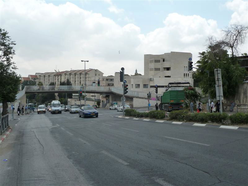 הערב: חסידי גור בשמחת נכד האדמו"ר