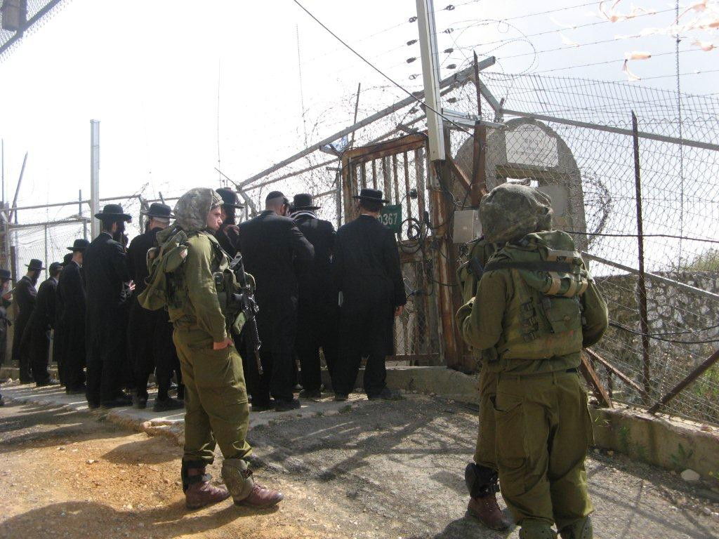 על גבול לבנון: תפילה בקברו של רב אשי